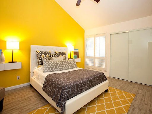 màu sơn mykolor phòng ngủ màu vàng