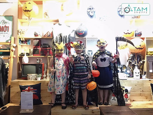 Tâm Nguyễn Shop - địa chỉ bán đồ Halloween “chất” nhất hiện nay