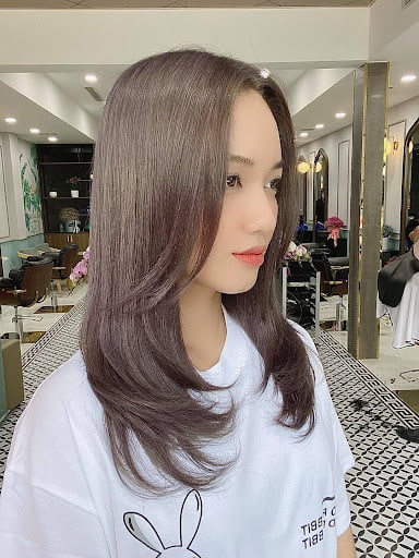 Tiệm cắt tóc đẹp nổi tiếng nhất ở TPHCM - A Vòong Hair Salon & Academy