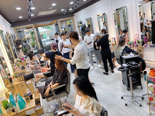 Hairstudio Việt Paris - tiệm làm tóc đẹp ở hải phòng